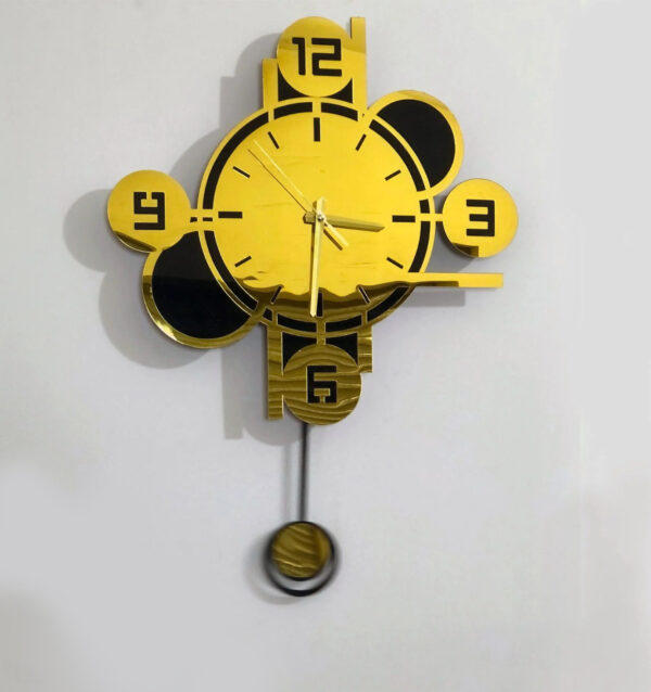 golden elegance wall clock – modern style with timeless design