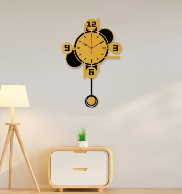 golden elegance wall clock – modern style with timeless design